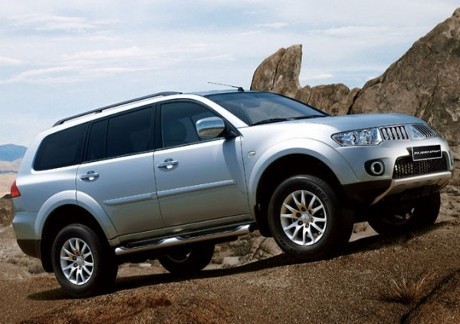 SUV Pajero Sport, Offroader of the Year 2012