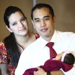 Tak Eksis Lagi, Nia Ramadhani Kalah Populer dari Sang Anak di Twitter
