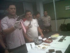 Perampokan di Rumah Mewah Kebon Jeruk Diotaki Pembantu & Baby Sitter