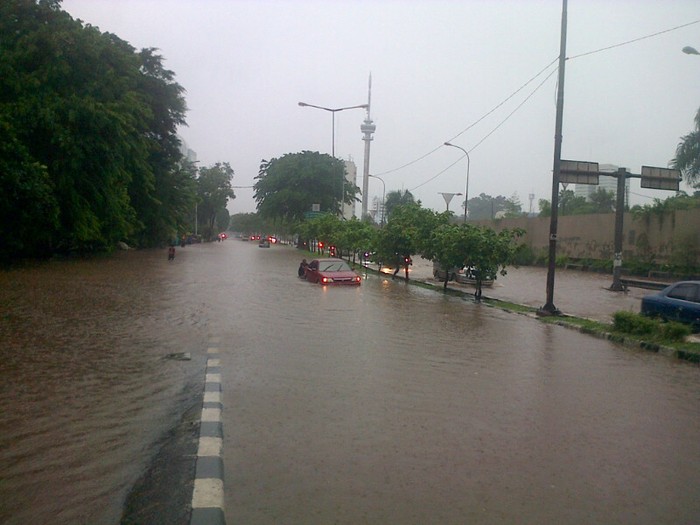Tinggi Air di Katulampa Capai Rekor Tertinggi, Waspada Banjir di DKI
