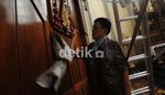 Sambut Natal Gereja Katedral Bersih-bersih