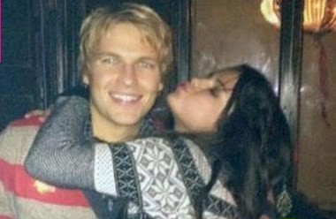 Diisukan Putus Lagi dari Justin, Selena Gomez Foto Mesra dengan Pria Lain