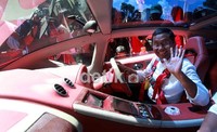 Mobil Ferrari listrik alias Tucuxi resmi diperkenalkan di Indonesia oleh Menteri BUMN Dahlan Iskan di depan kantor PSSI, Senayan, Jakarta pagi ini, Minggu, 23 Desember 2012.