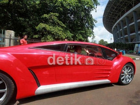 Mobil Listrik Super Dahlan Iskan Bisa Diisi dengan 2 Cara