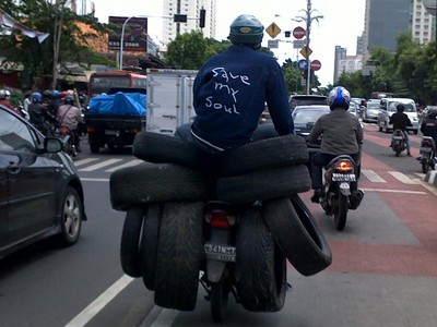 Menantang Maut