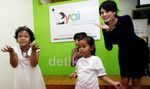 Nikita Mirzani Gelar Syukuran dengan Penderita Kanker