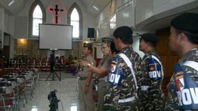 Anggota Banser di Sidoarjo Ikut Amankan Gereja