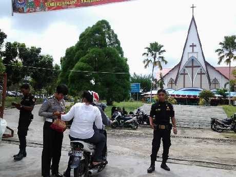 Natal di Pekanbaru Lancar