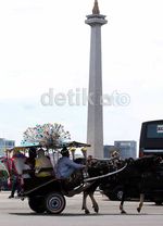 Menghabiskan Liburan di Monas Yuk!