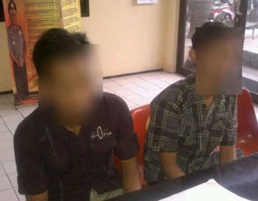 Dua Pemuda Diamankan Polisi dari Sebuah Gereja di Sidoarjo