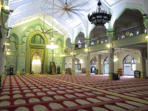 Mengunjungi Masjid bersejarah di Singapura