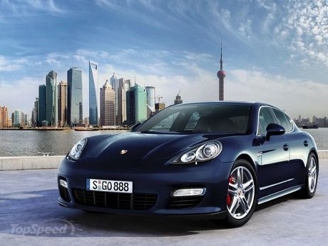 Porsche Beri Lampu Hijau untuk Panamera Junior