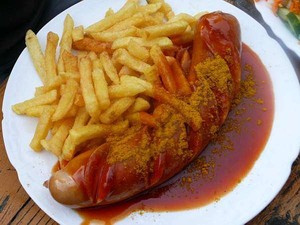 10 Destinasi dengan Kuliner Khas Paling Lezat untuk Turis
