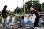 Pemasangan Turap Untuk Antisipasi Banjir