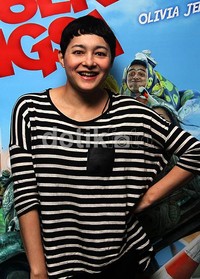 Dewi Rezer turut memeriahkan film komedi tersebut. Gusmun/detikHOT.
