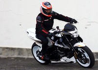 Dalam memodifikasi motornya, pria yang akrab disapa Ari ini mengatakan memilik konsep dari salah satu pebalap MotoGP dari tim Honda, yakni Randy de Puniet. (dok. Ariawan Wijaya)