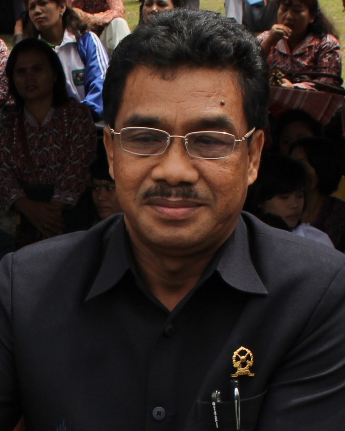 Hukuman Pertama Hakim Cantik yang Selingkuh Selesai Pada Juni 2012