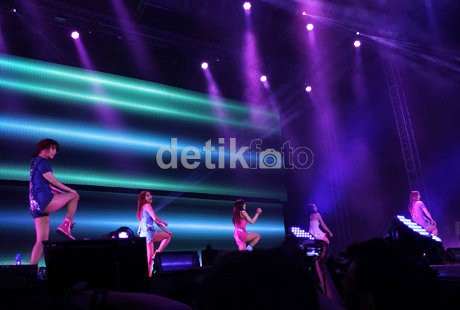 10 Konser KPop Ter-Hot di Indonesia 10 Konser KPop Ter-Hot di Indonesia