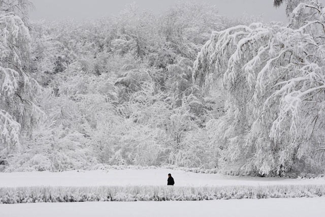 Si Putih Selimuti Rusia
