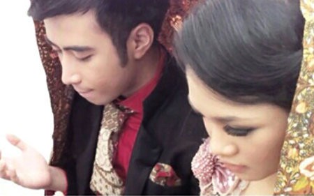 Foto Pernikahan Vidi Aldiano dan Andien Hanya Lucu-lucuan