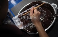Ini dia cara mencetak coklatnya.