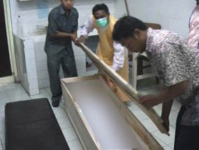 Seorang Pencari Burung Tewas Tertembak Senapan Sendiri