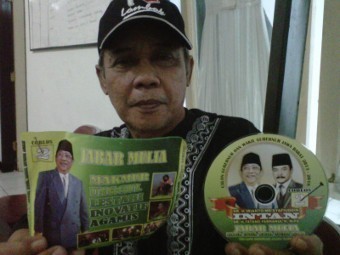 Panwasda Cirebon Laporkan Beredarnya VCD Kampanye James Bond Yance