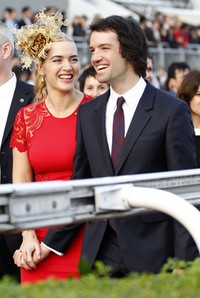 5 Fakta Menarik Seputar Ned RocknRoll, Suami Baru Kate Winslet