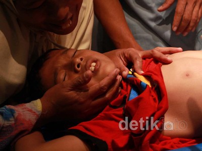24 Bocah Disunat Massal