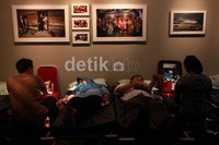 Darah para pendonor ini akan diserahkan ke PMI.