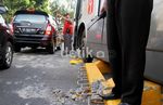 TransJ Seruduk TransJ di Buncit