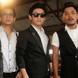 Ditinggal Gitaris, Seventeen Terus Melangkah