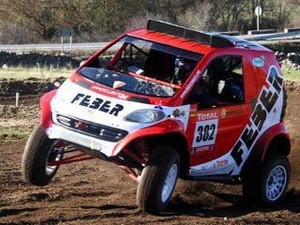 Begini Jadinya Kalau smart fortwo Jadi Mobil Reli Dakar