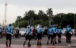 Polisi Sepatu Roda Amankan Jakarta Night Festival