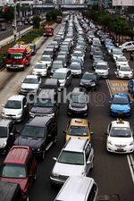 Warga Serbu Bundaran HI, Lalin Macet Parah