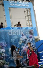 KD Isi Malam Tahun Baru Bersama Keluarga