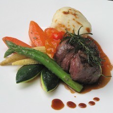 Sambut Tahun Baru dengan Menu Steak Black Angus