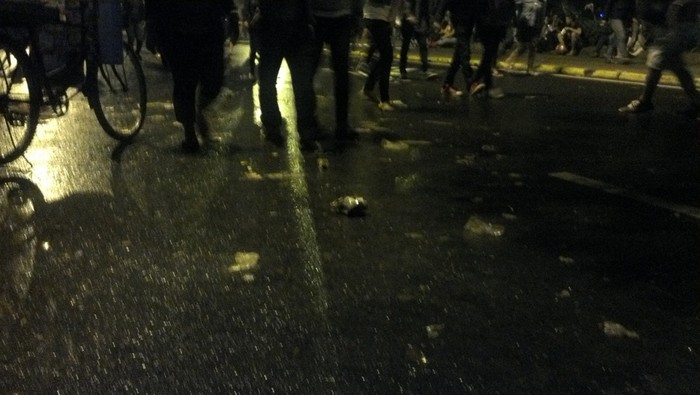 Pesta Tahun Baru Selesai, Sampah Berserakan di Ruas Thamrin-Sudirman