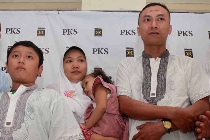 Usai Dihadiahi Umroh, Agus Diusung Jadi Caleg PKS