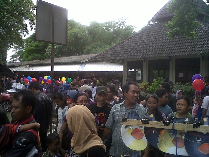 19 Ribu Orang Serbu Kebon Binatang Gembira Loka Yogyakarta