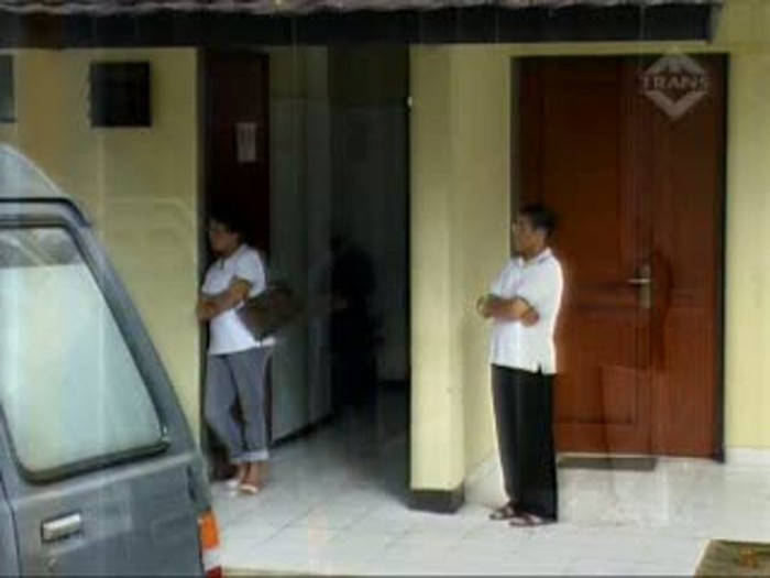 BMW Anak Hatta Rajasa Tabrak Luxio, 2 Tewas