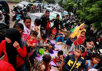 Libur Tahun Baru, Akses ke Ragunan Macet