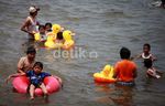 Tahun Baru, Ancol Dibanjiri Pengunjung