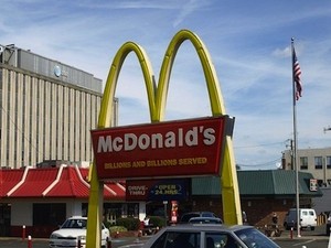 Beberapa Gerai McDonalds di Rumah Sakit Amerika Ditutup