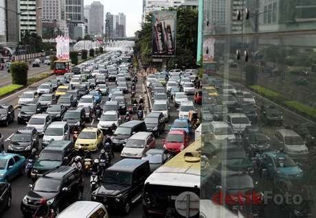Lalin di Jakarta Mulai Padat di Hari Pertama Usai Libur Tahun Baru