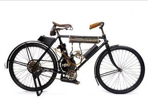 Motor Berusia 107 Tahun Dilelang