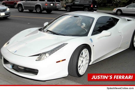 Ingin Foto Ferrari Justin Bieber, Paparazzi Tewas Kecelakaan