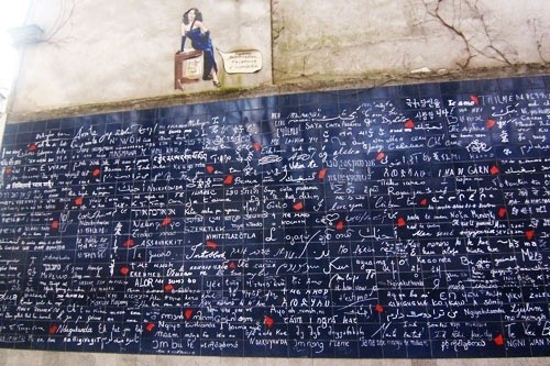 Romantis! The I Love You Wall, Saingan Eiffel di Prancis
