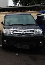 Ditabrak BMW, Bagian Belakang Luxio Ringsek