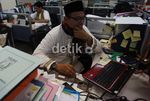 PNS DKI Jakarta Pakai Busana Betawi